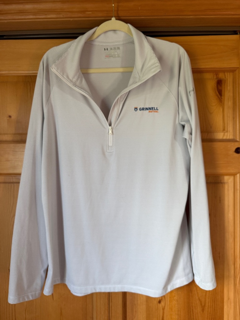 Under Armour Quarter-Zip Pullover - Light Gray/White